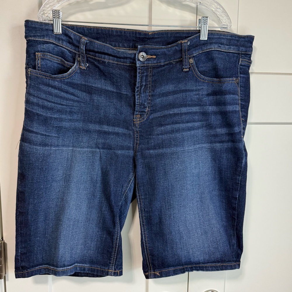 JCP JCPenney Blue Denim Shorts size 20W